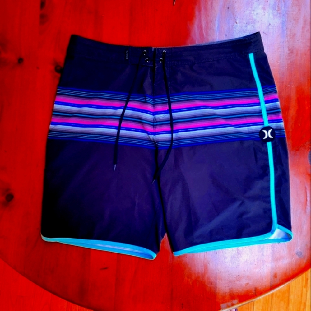 Hurley Phantom board shorts 🏄‍♂️